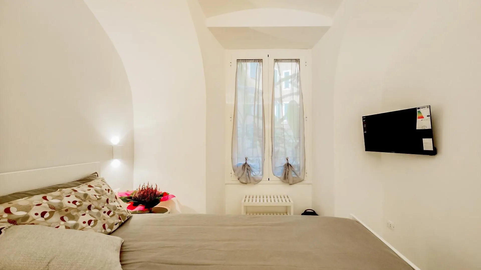 Live Roma - Chez Le Roi Luxury Apartment